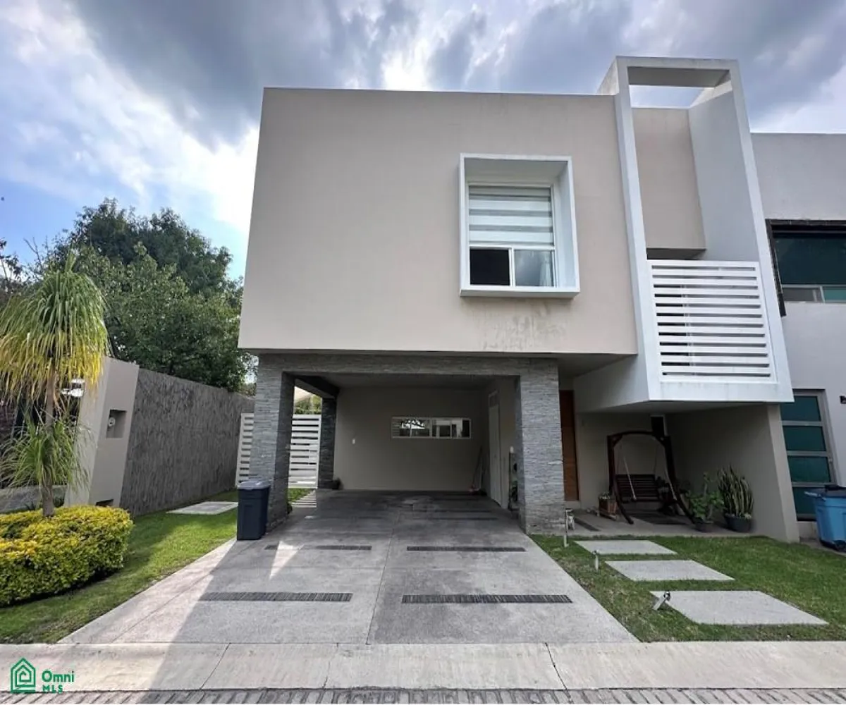 Casa En Venta,Solares Residencial,Paseo la Luna 300, Zapopan, Jalisco 45019, 4 Habitaciones,4 Baños,Paseo la Luna,2,MX261068387