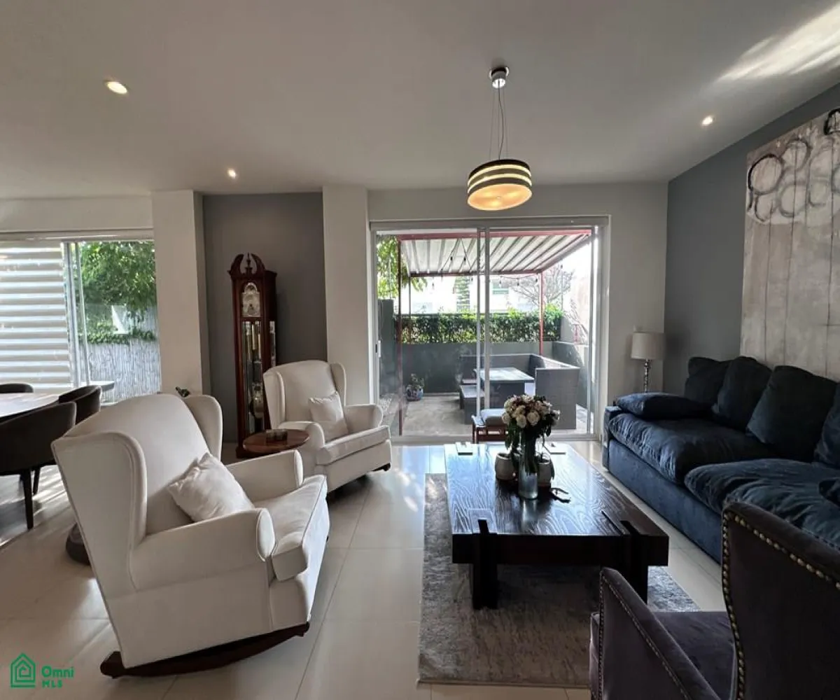 Casa En Venta,Solares Residencial,Paseo la Luna 300, Zapopan, Jalisco 45019, 4 Habitaciones,4 Baños,Paseo la Luna,2,MX261068387