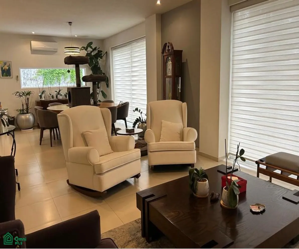 Casa En Venta,Solares Residencial,Paseo la Luna 300, Zapopan, Jalisco 45019, 4 Habitaciones,4 Baños,Paseo la Luna,2,MX261068387