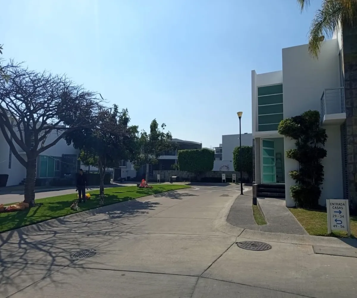 Casa En Renta,Jocotán,Avenida Inglaterra 6835 56, Zapopan, Jalisco 45017, 3 Habitaciones,2 Baños,Avenida Inglaterra,2,pBESyWb