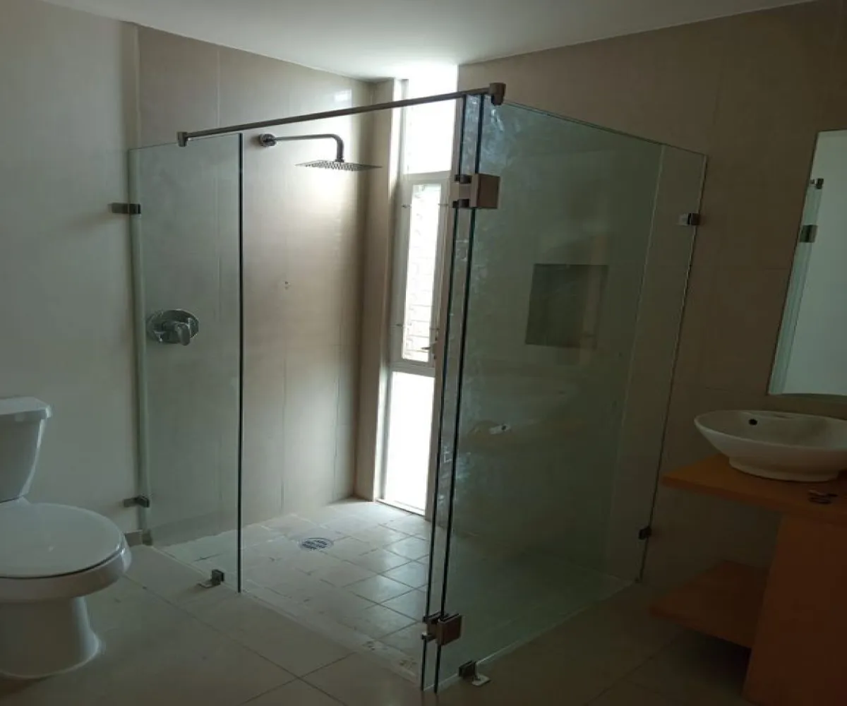 Casa En Renta,Jocotán,Avenida Inglaterra 6835 56, Zapopan, Jalisco 45017, 3 Habitaciones,2 Baños,Avenida Inglaterra,2,pBESyWb