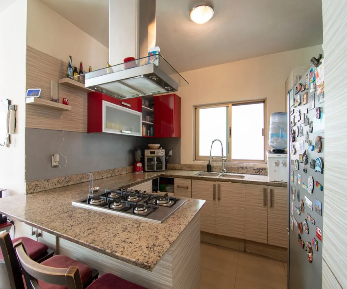 Casa En Venta,Jardines Vallarta,Víctor Hugo 128, Zapopan, Jalisco 45027, 3 Habitaciones,3 Baños,Víctor Hugo,2,pzcFld0