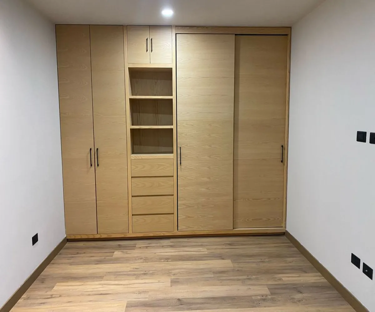 Casa En Venta,Parques Vallarta,Paseo de los Parques 2055 99, Zapopan, Jalisco 45134, 3 Habitaciones,4 Baños,Paseo de los Parques ,1,p9L7mPw