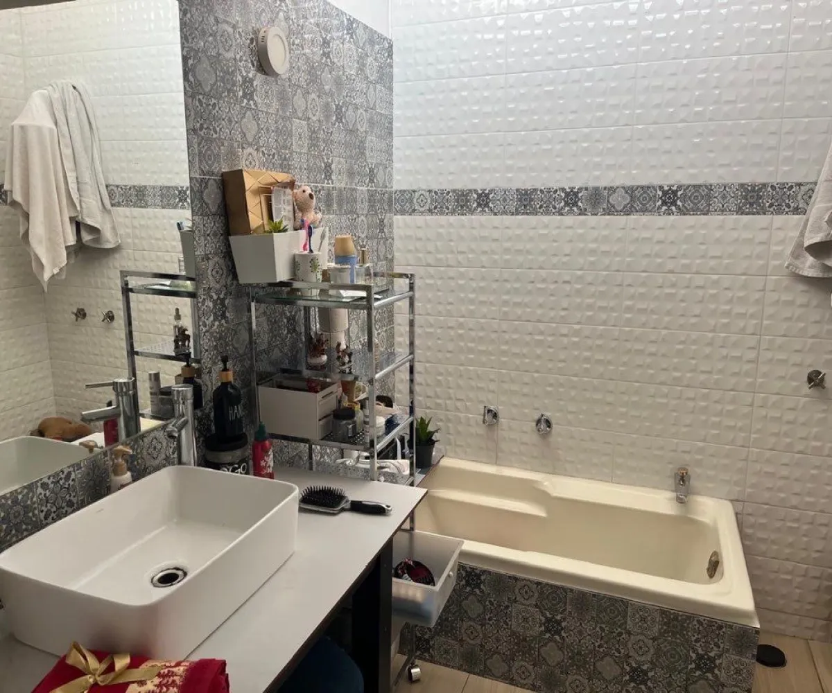 Casa En Venta,Jardines Del Bosque,Constelación 2980, Guadalajara, Jalisco 44520, 4 Habitaciones,4 Baños,Constelación,3,pmKdDM6