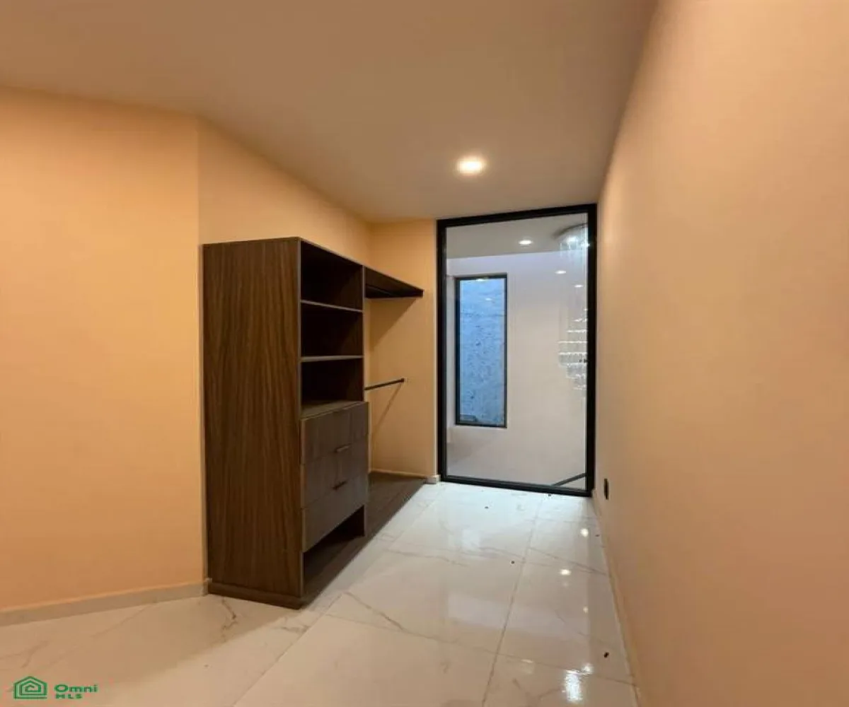 Casa En Venta,San Agustín,Los Laureles 321, Tlajomulco de Zuniga, Jalisco 45645, 2 Habitaciones,2 Baños,Los Laureles,2,MX261068849