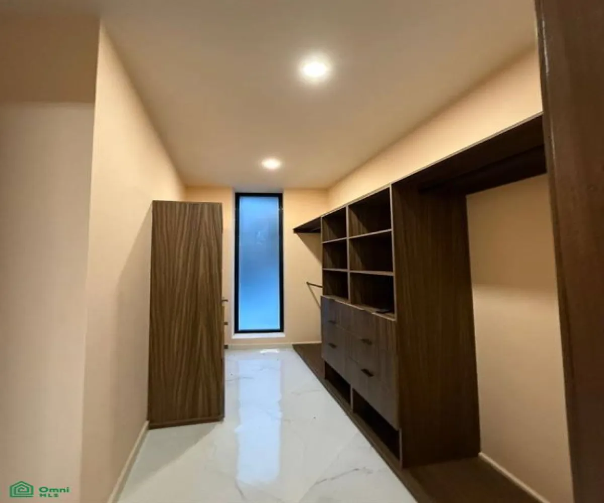 Casa En Venta,San Agustín,Los Laureles 321, Tlajomulco de Zuniga, Jalisco 45645, 2 Habitaciones,2 Baños,Los Laureles,2,MX261068849