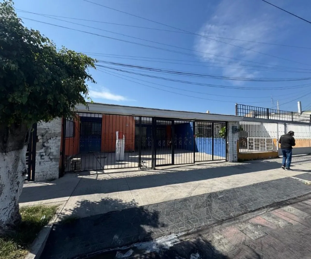 Casa En Venta,Paseos del Sol,Avenida Enrique Ladrón de Guevara 2930, Zapopan, Jalisco 45079, 3 Habitaciones,2 Baños,Avenida Enrique Ladrón de Guevara,1,pDhuVHK