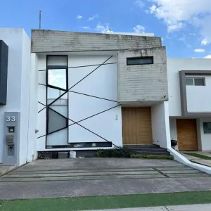 Casa En Venta,Punto Sur,Avenida Punto Sur 6206 34, Tlajomulco de Zúñiga, Jalisco 45645, 4 Habitaciones,3 Baños,Avenida Punto Sur,4,p68hqKL