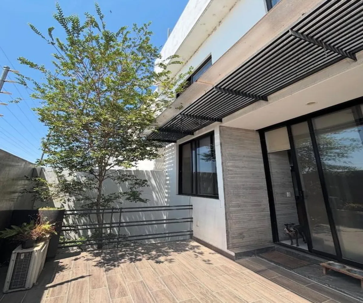 Casa En Venta,Punto Sur,Avenida Punto Sur 6206 34, Tlajomulco de Zúñiga, Jalisco 45645, 4 Habitaciones,3 Baños,Avenida Punto Sur,4,p68hqKL