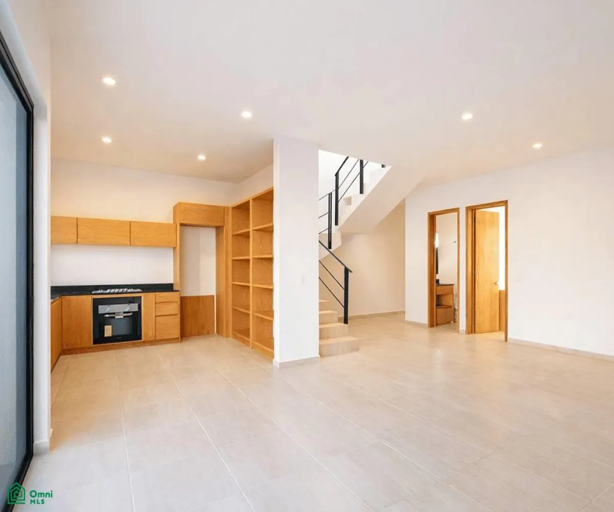 Casa En Venta,Chapala Centro,Paseo del Lago 32, Chapala, Jalisco 45900, 4 Habitaciones,4 Baños,Paseo del Lago,2,MX261069258