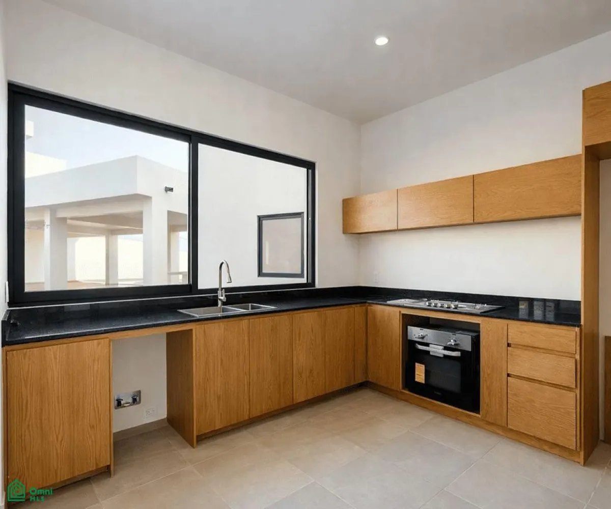 Casa En Venta,Chapala Centro,Paseo del Lago 32, Chapala, Jalisco 45900, 4 Habitaciones,4 Baños,Paseo del Lago,2,MX261069258