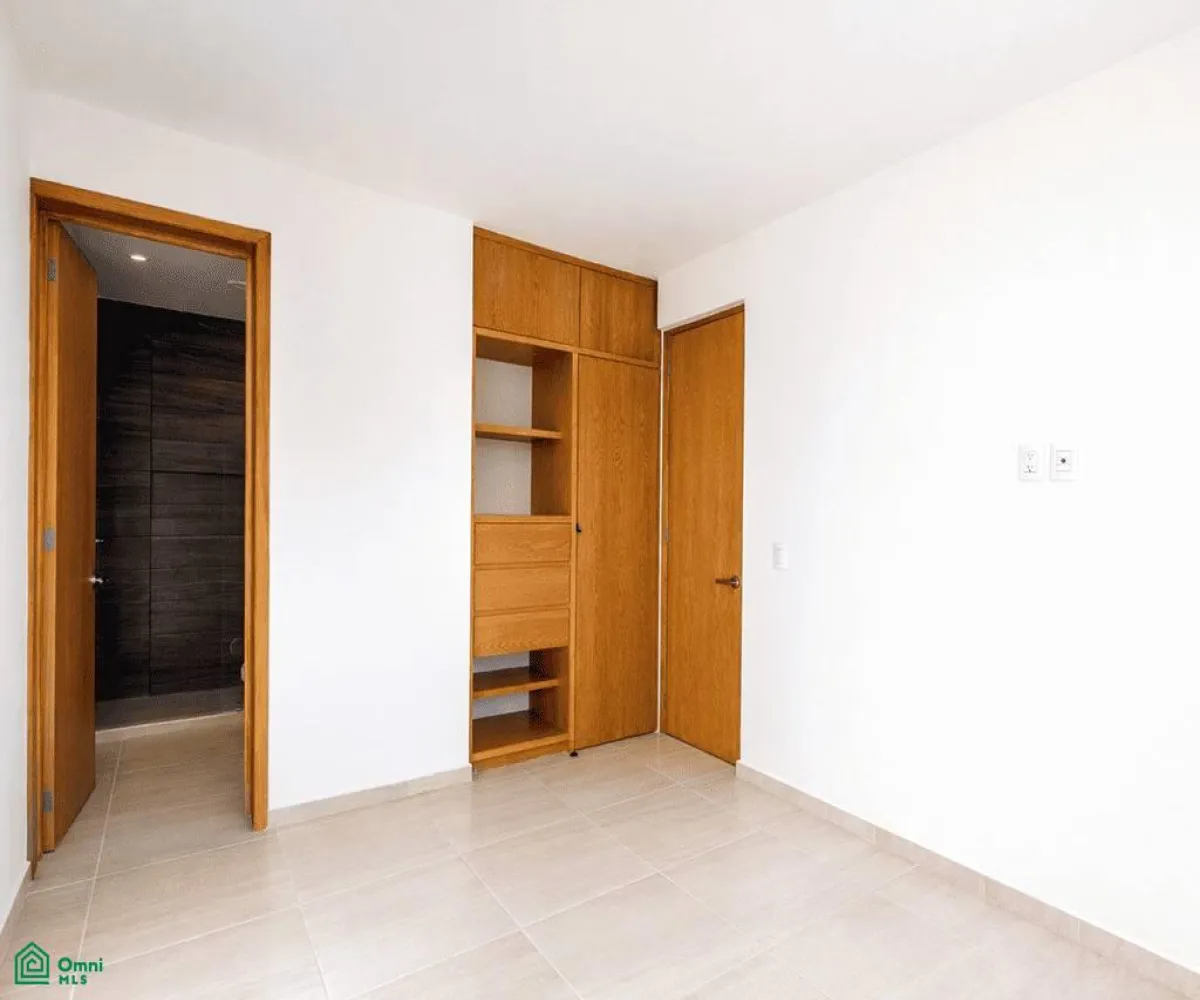 Casa En Venta,Chapala Centro,Paseo del Lago 32, Chapala, Jalisco 45900, 4 Habitaciones,4 Baños,Paseo del Lago,2,MX261069258