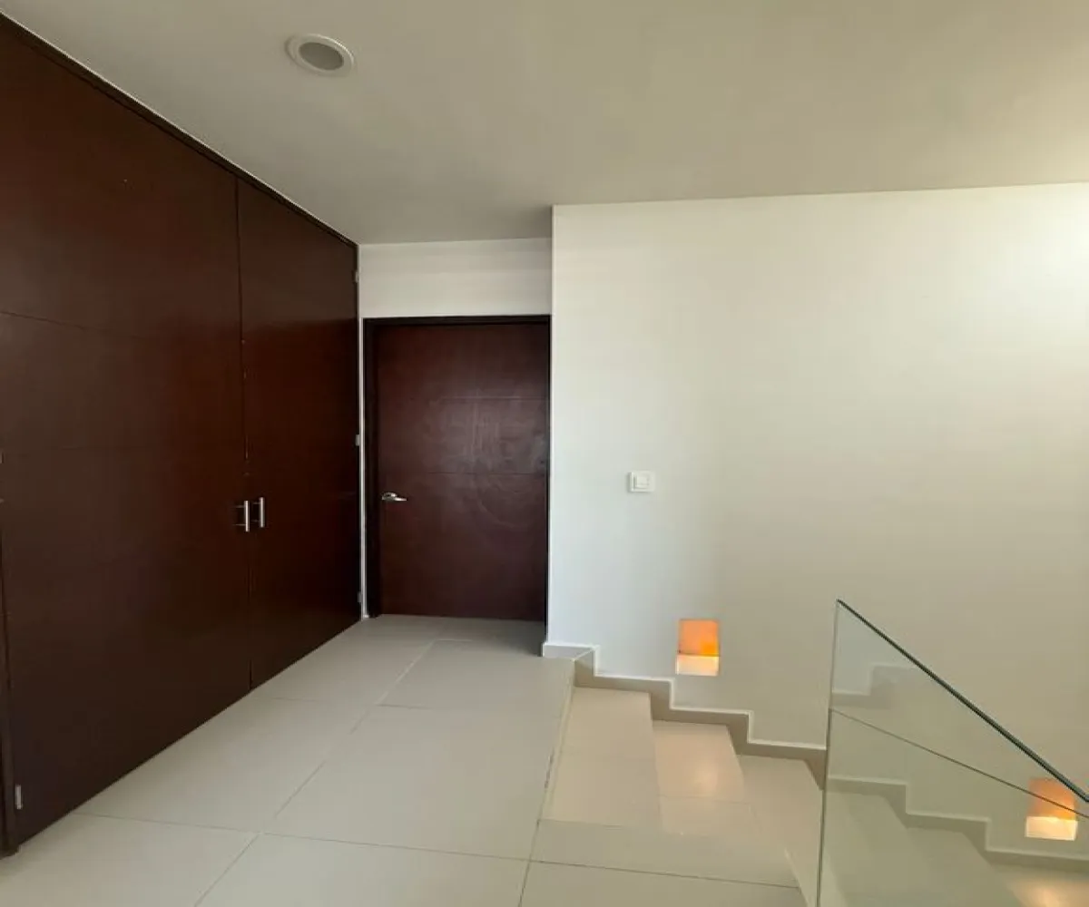 Casa En Renta,Parque Real,Avenida Valle de Ameca S/N, Zapopan, Jalisco 45136, 3 Habitaciones,2 Baños,Avenida Valle de Ameca,1,po3KWva