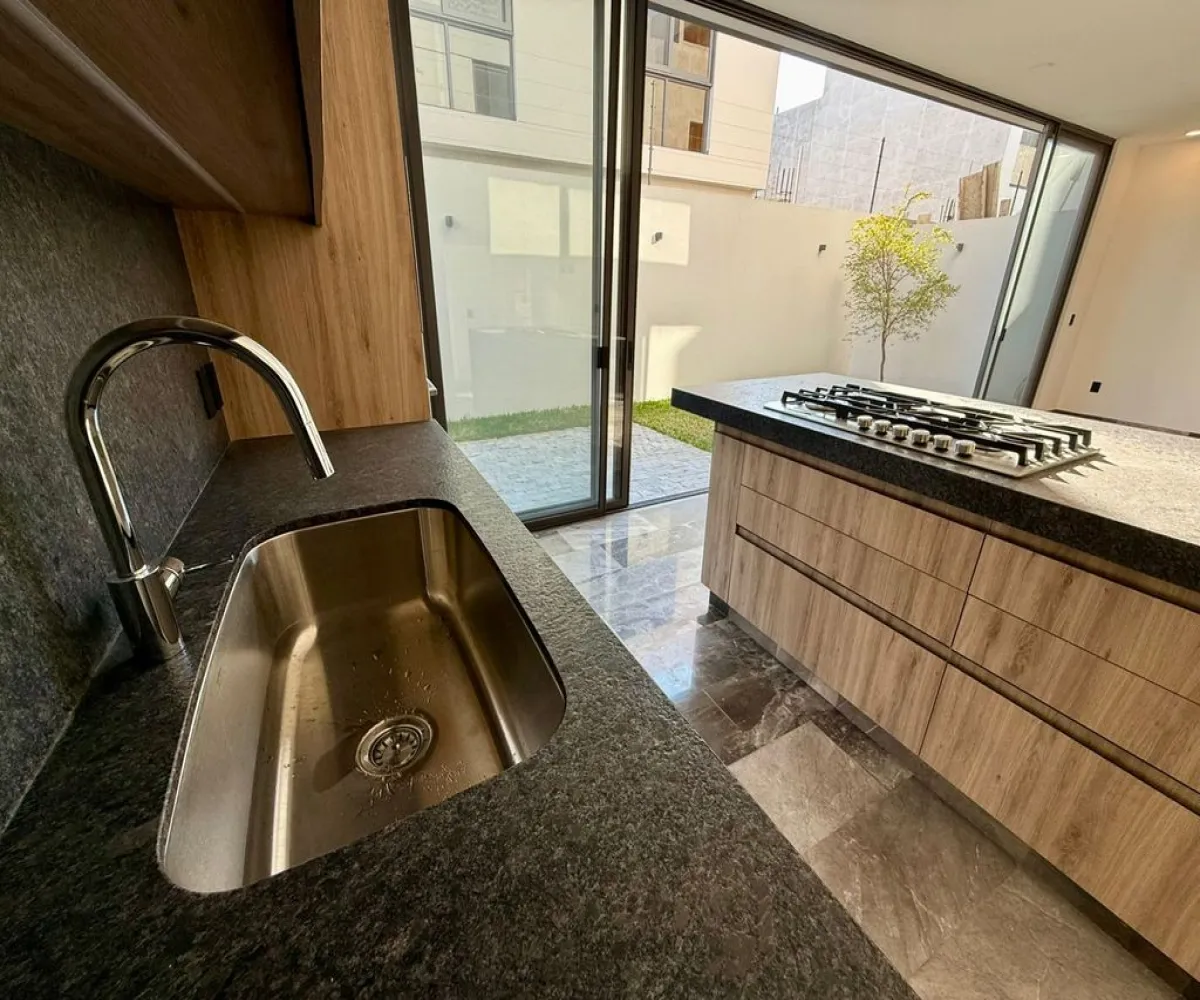 Casa En Venta,Solares Privanza Ponto,Paseo Solares S/N, Zapopan, Jalisco 45019, 3 Habitaciones,4 Baños,Paseo Solares,3,pOiY7GW