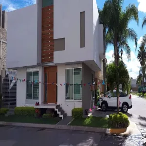 Casa En Venta,La Tijera,Calle Boulevard Valle del Silicio 50, Tlajomulco de Zúñiga, Jalisco 45645, 3 Habitaciones,2 Baños,Calle Boulevard Valle del Silicio,2,p1UfOTe
