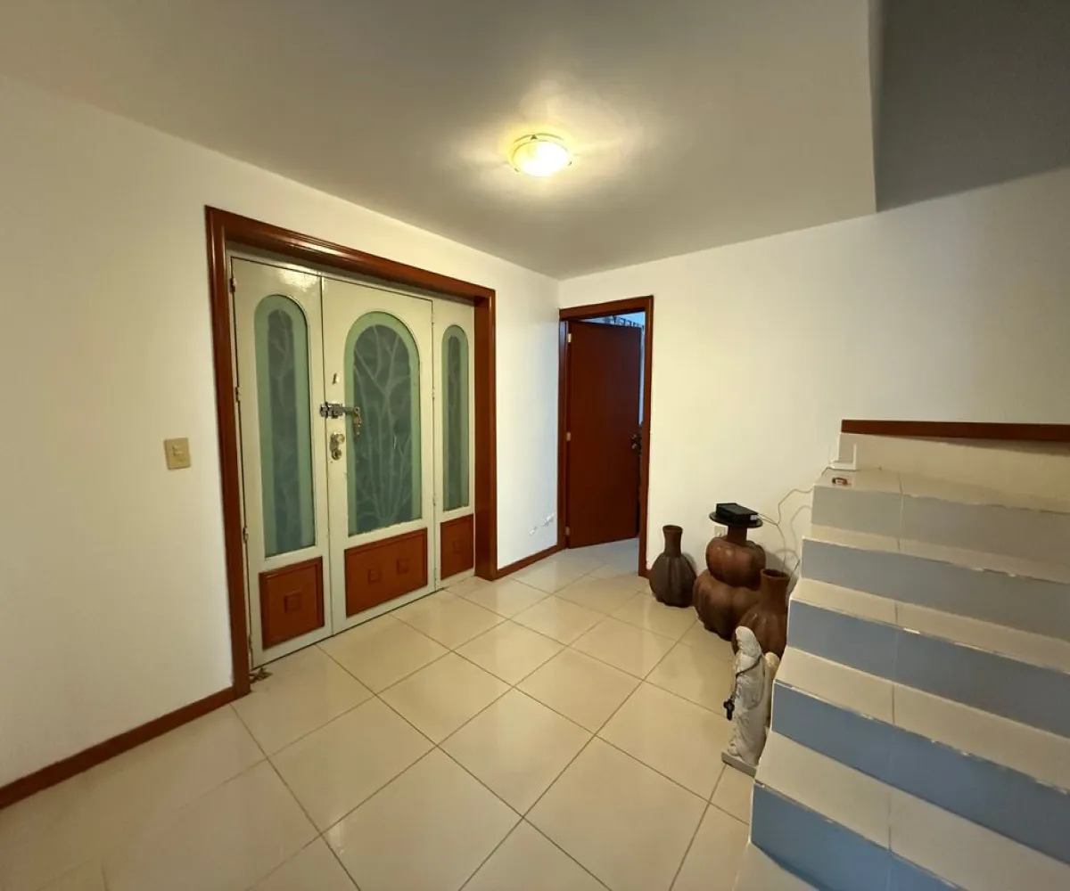 Casa En Venta,Jardín Real,Boulevard Jardín Real Oriente 820, Zapopan, Jalisco 45136, 4 Habitaciones,3 Baños,Boulevard Jardín Real Oriente,2,pyJOPQV