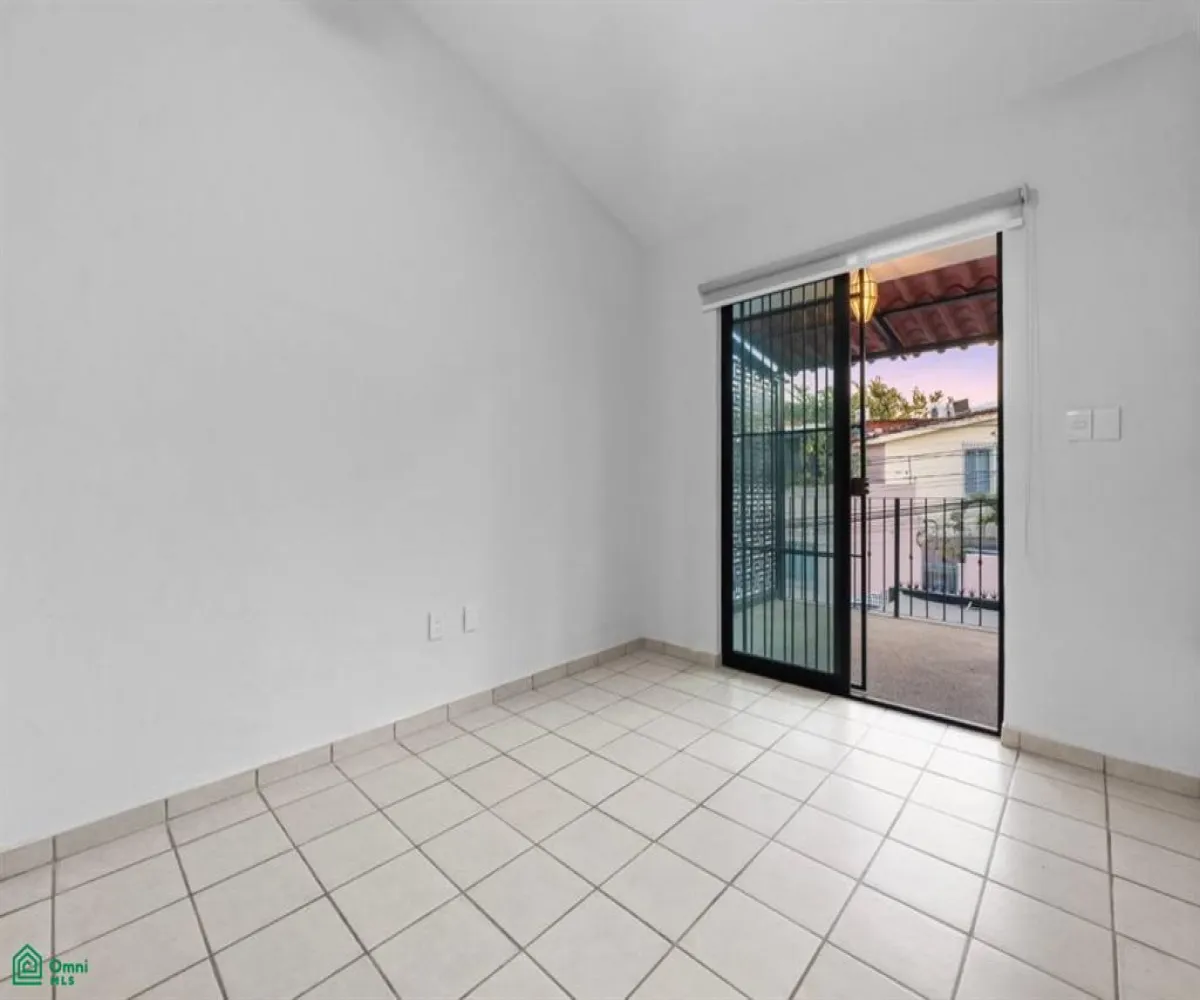 Casa En Venta,Las Aralias,Golondrina 105, Puerto Vallarta, Jalisco 48328, 2 Habitaciones,1 Baño,Golondrina,2,MX261070069