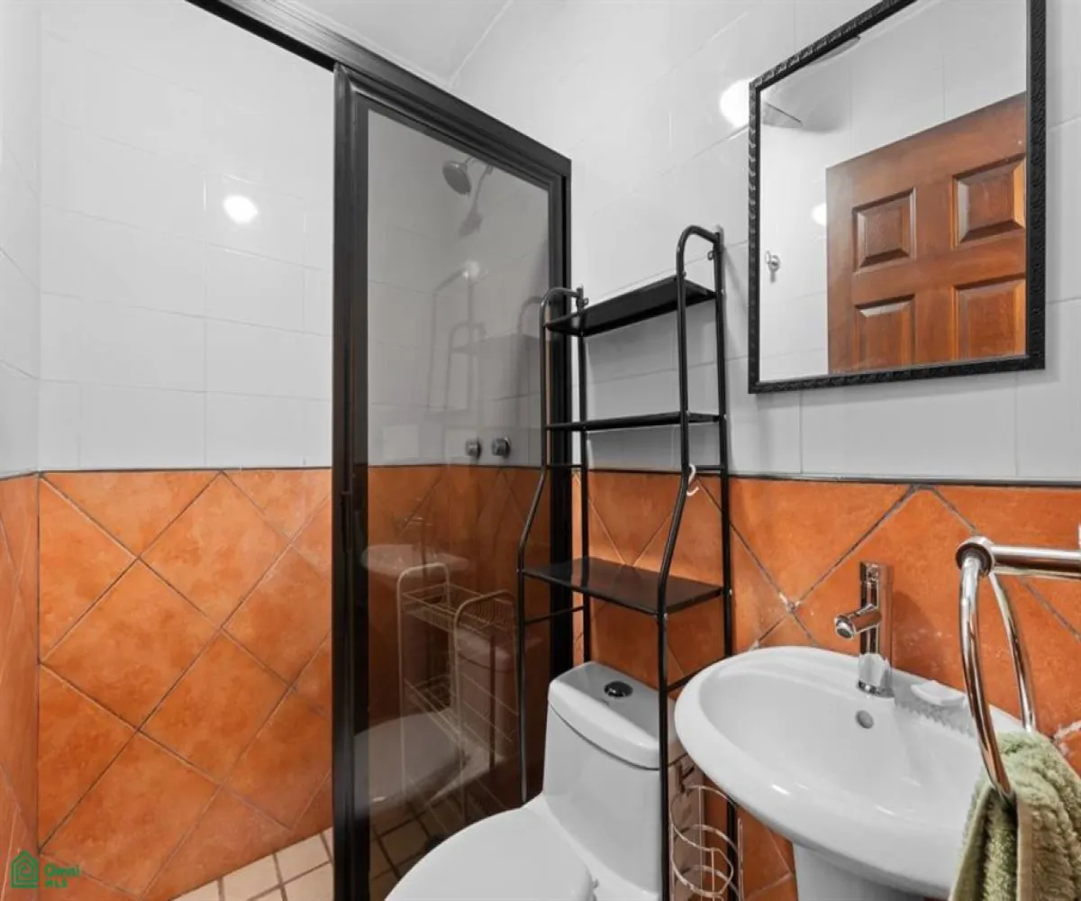 Casa En Venta,Las Aralias,Golondrina 105, Puerto Vallarta, Jalisco 48328, 2 Habitaciones,1 Baño,Golondrina,2,MX261070069