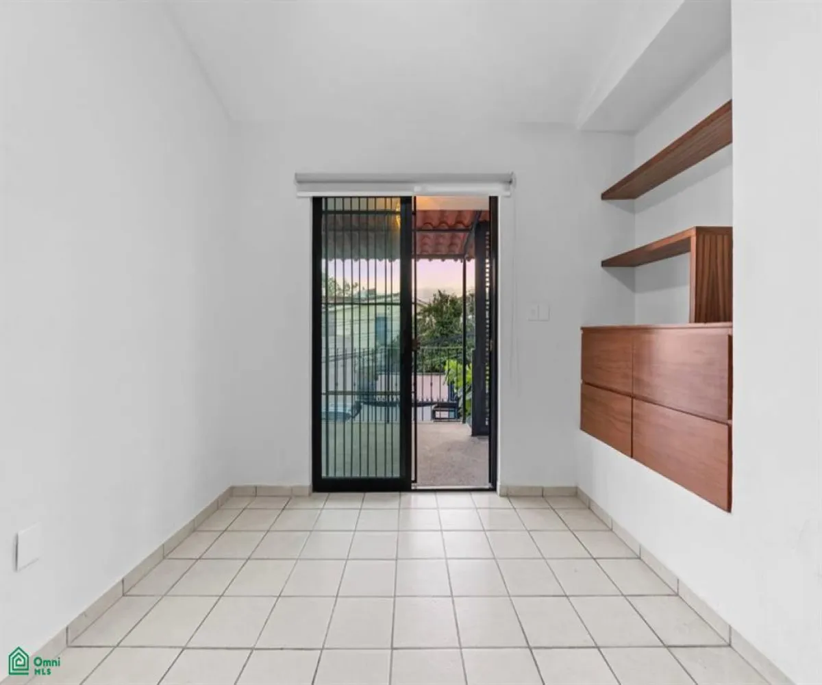 Casa En Venta,Las Aralias,Golondrina 105, Puerto Vallarta, Jalisco 48328, 2 Habitaciones,1 Baño,Golondrina,2,MX261070069