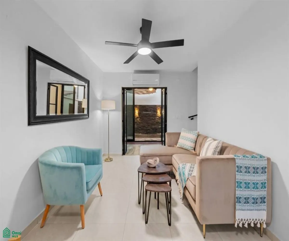 Casa En Venta,Las Aralias,Golondrina 103, Puerto Vallarta, Jalisco 48328, 2 Habitaciones,1 Baño,Golondrina,2,MX261070071