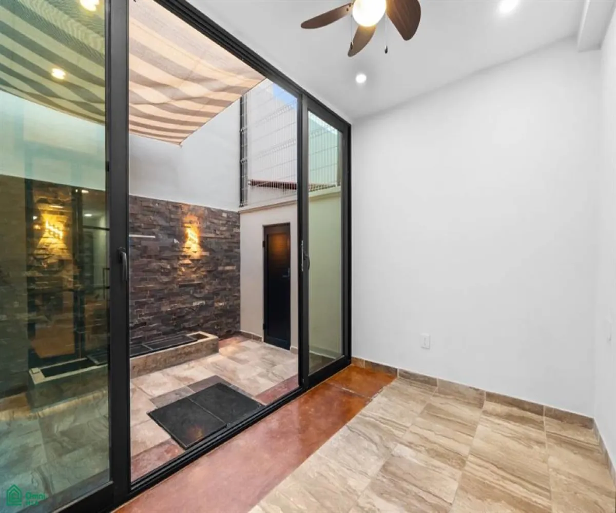 Casa En Venta,Las Aralias,Golondrina 103, Puerto Vallarta, Jalisco 48328, 2 Habitaciones,1 Baño,Golondrina,2,MX261070071