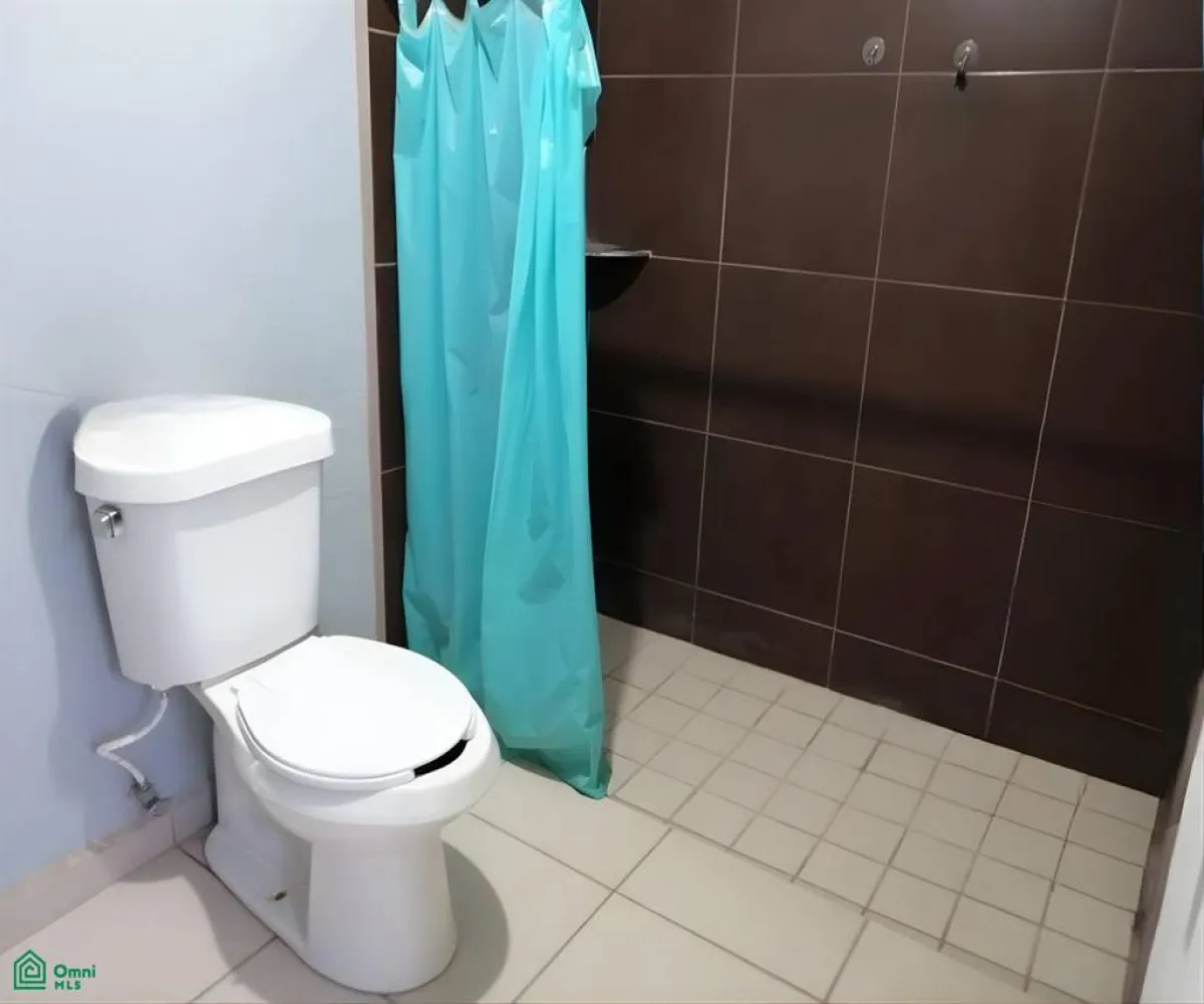 Casa En Venta,Las Bóvedas,Girasoles 127, Zapopan, Jalisco 45130, 6 Habitaciones,2 Baños,Girasoles,2,MX261070368