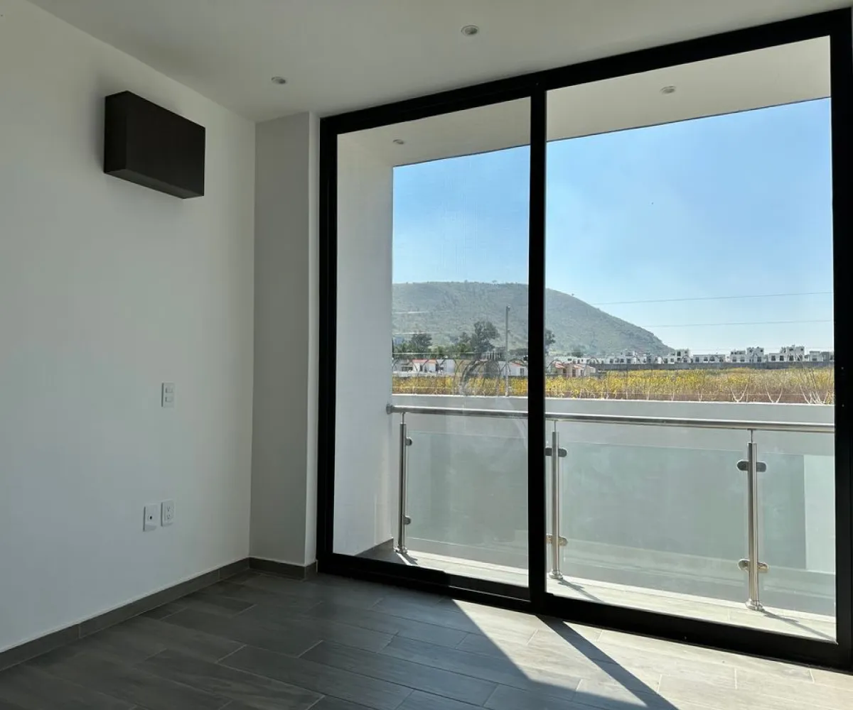 Casa En Renta,El Alcázar (Casa Fuerte),Av. Casa Fuerte 83 24, Tlajomulco de Zúñiga, Jalisco 45645, 3 Habitaciones,2 Baños,Av. Casa Fuerte,2,pPNTh4J