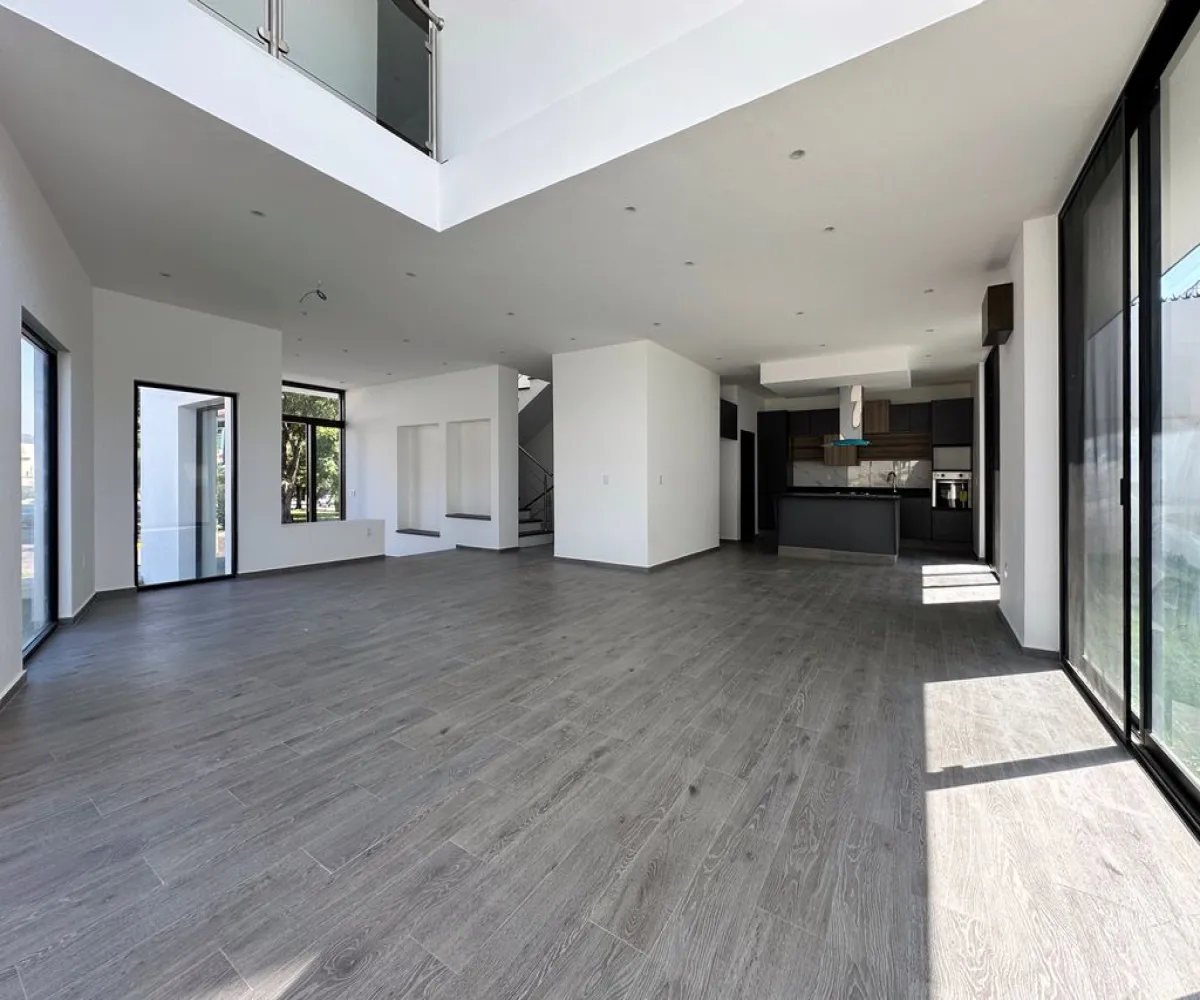 Casa En Renta,El Alcázar (Casa Fuerte),Av. Casa Fuerte 83 24, Tlajomulco de Zúñiga, Jalisco 45645, 3 Habitaciones,2 Baños,Av. Casa Fuerte,2,pPNTh4J