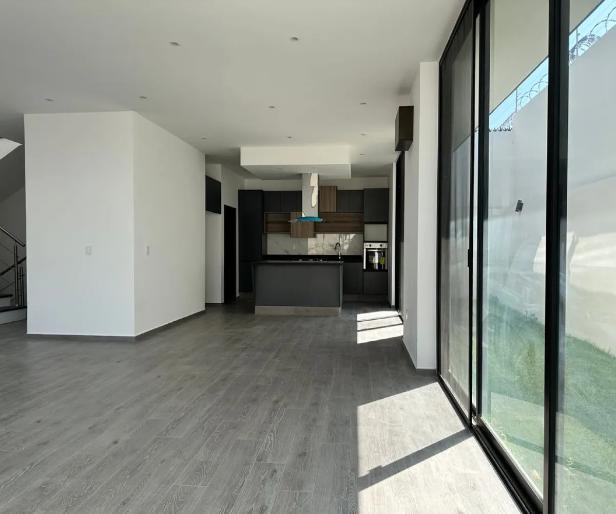 Casa En Renta,El Alcázar (Casa Fuerte),Av. Casa Fuerte 83 24, Tlajomulco de Zúñiga, Jalisco 45645, 3 Habitaciones,2 Baños,Av. Casa Fuerte,2,pPNTh4J