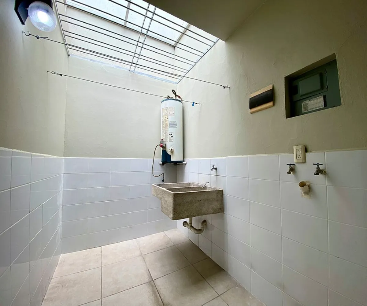 Departamento En Renta,Las Fuentes,Circunvalación Norte 200 2, Zapopan, Jalisco 45070, 3 Habitaciones,3 Baños,Circunvalación Norte,1,pU3rctf