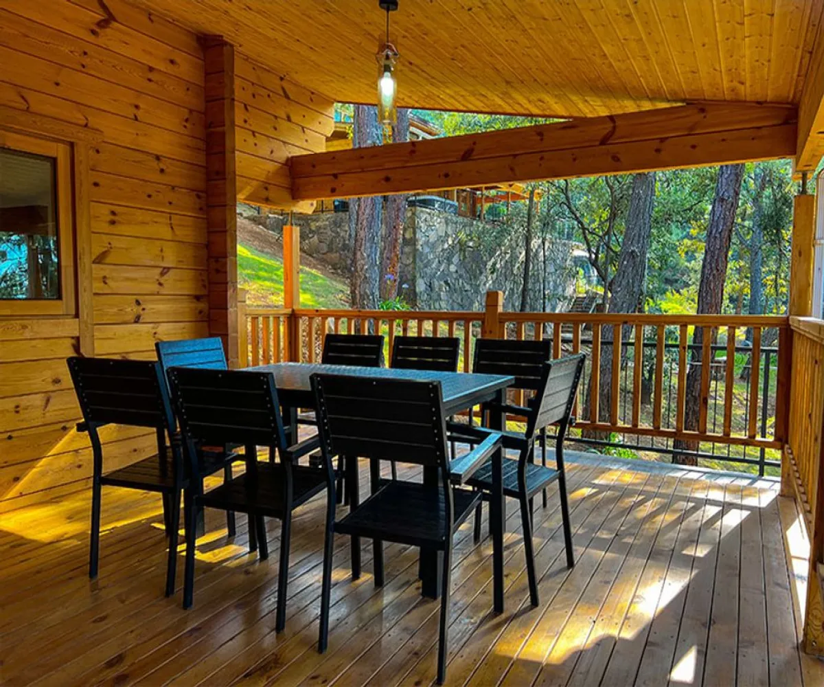 En Venta,Mazamitla,Av. Conalep ., Mazamitla, Jalisco 49500, 4 Habitaciones,4 Baños,Av. Conalep,2,pbGC8Yw