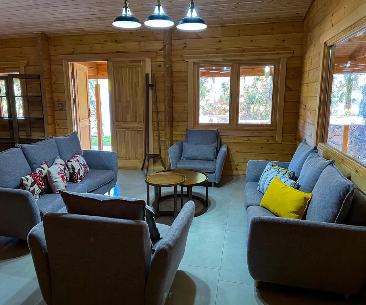 En Venta,Mazamitla,Av. Conalep ., Mazamitla, Jalisco 49500, 4 Habitaciones,4 Baños,Av. Conalep,2,pbGC8Yw