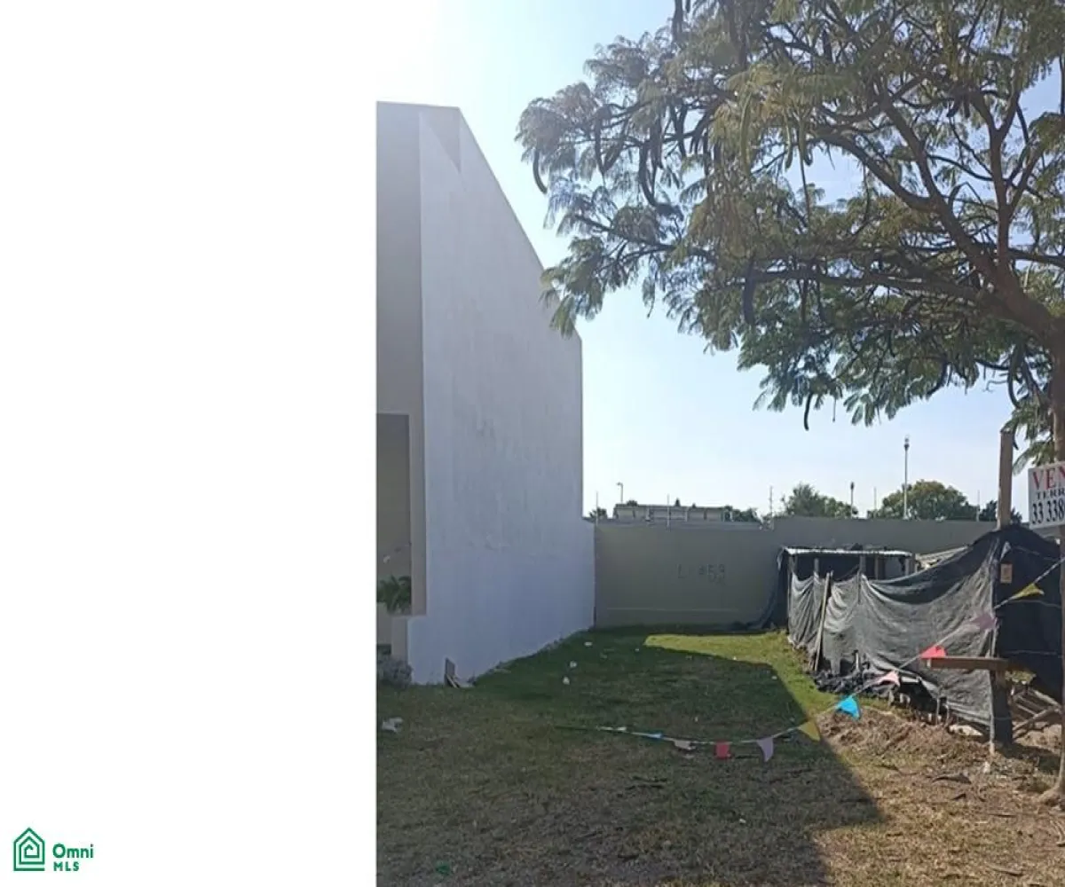 Terreno En Venta,Acueducto San Agustín,Av. Vuelo de las Grullas 200, Tlajomulco de Zuniga, Jalisco 45645,Av. Vuelo de las Grullas,MX261070497