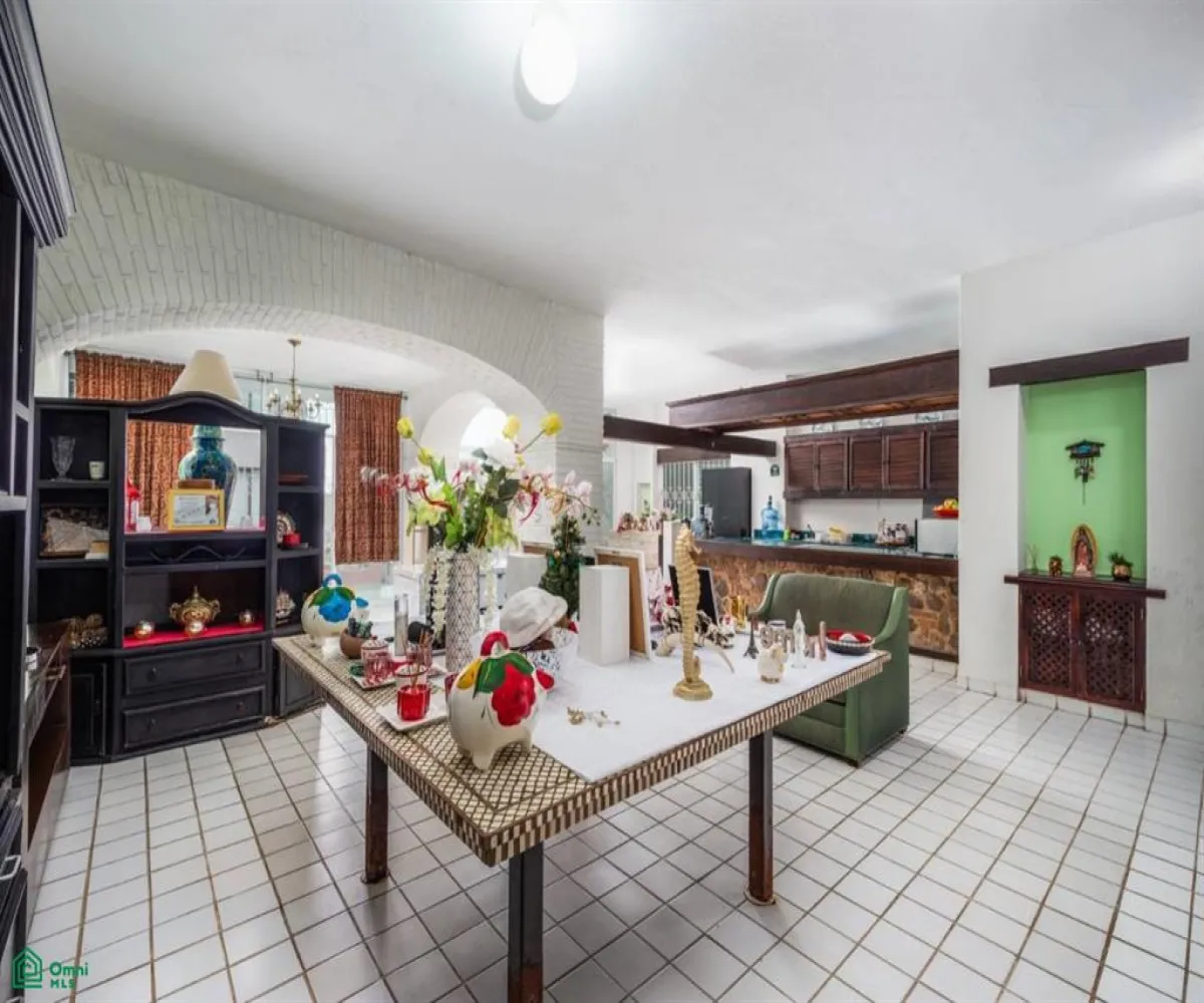 Departamento En Venta,5 de Diciembre,Calle Ecuador 1128, Puerto Vallarta, Jalisco 48350, 3 Habitaciones,3 Baños,Calle Ecuador,MX261070766