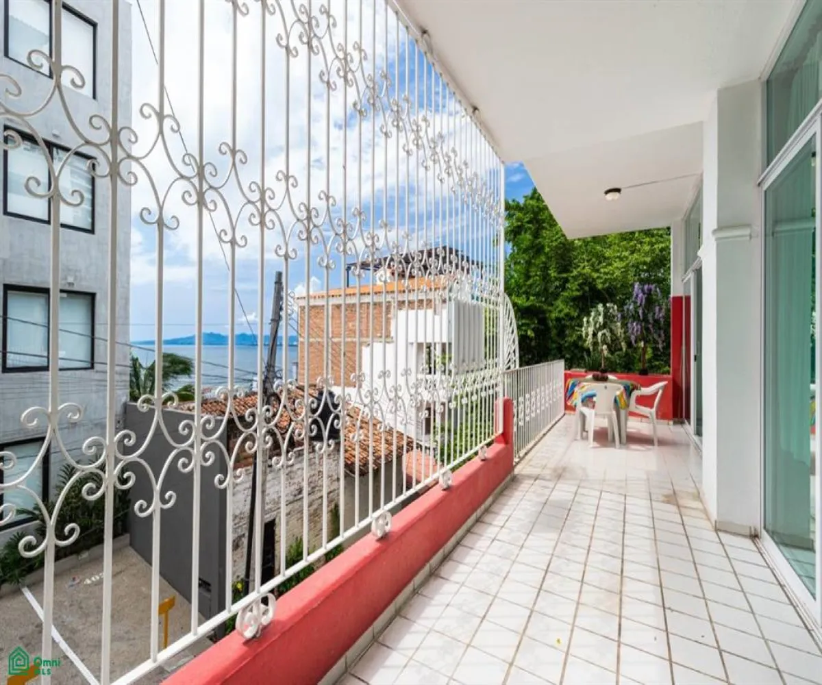 Departamento En Venta,5 de Diciembre,Calle Ecuador 1128, Puerto Vallarta, Jalisco 48350, 3 Habitaciones,3 Baños,Calle Ecuador,MX261070766