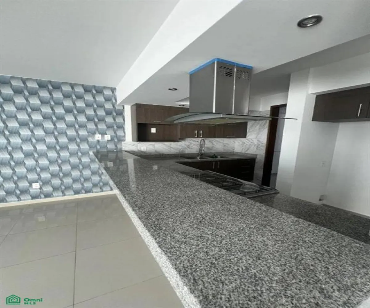 Casa En Renta,Valle Imperial,Blvd Valle Imperial 1664, Zapopan, Jalisco 45134, 2 Habitaciones,3 Baños,Blvd Valle Imperial,MX261071045