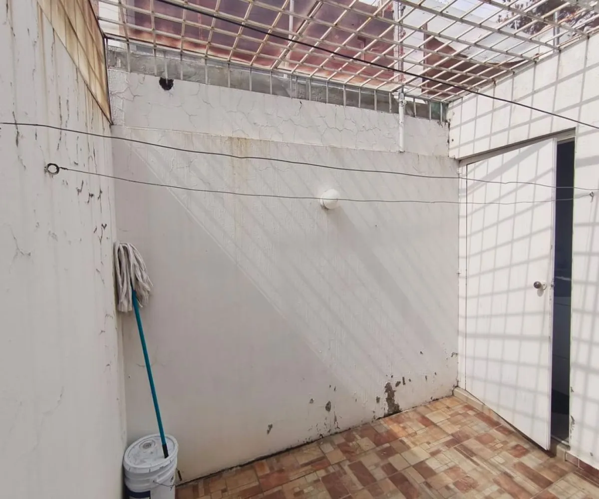 Casa En Venta,Villas de Zapopan,Avenida Valle de San Isidro 260, Zapopan, Jalisco 45133, 2 Habitaciones,3 Baños,Avenida Valle de San Isidro,2,pAKkag4