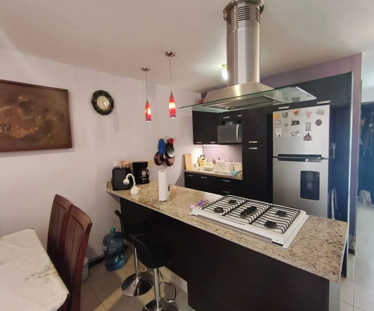 Casa En Venta,Villas de Zapopan,Avenida Valle de San Isidro 260, Zapopan, Jalisco 45133, 2 Habitaciones,3 Baños,Avenida Valle de San Isidro,2,pAKkag4