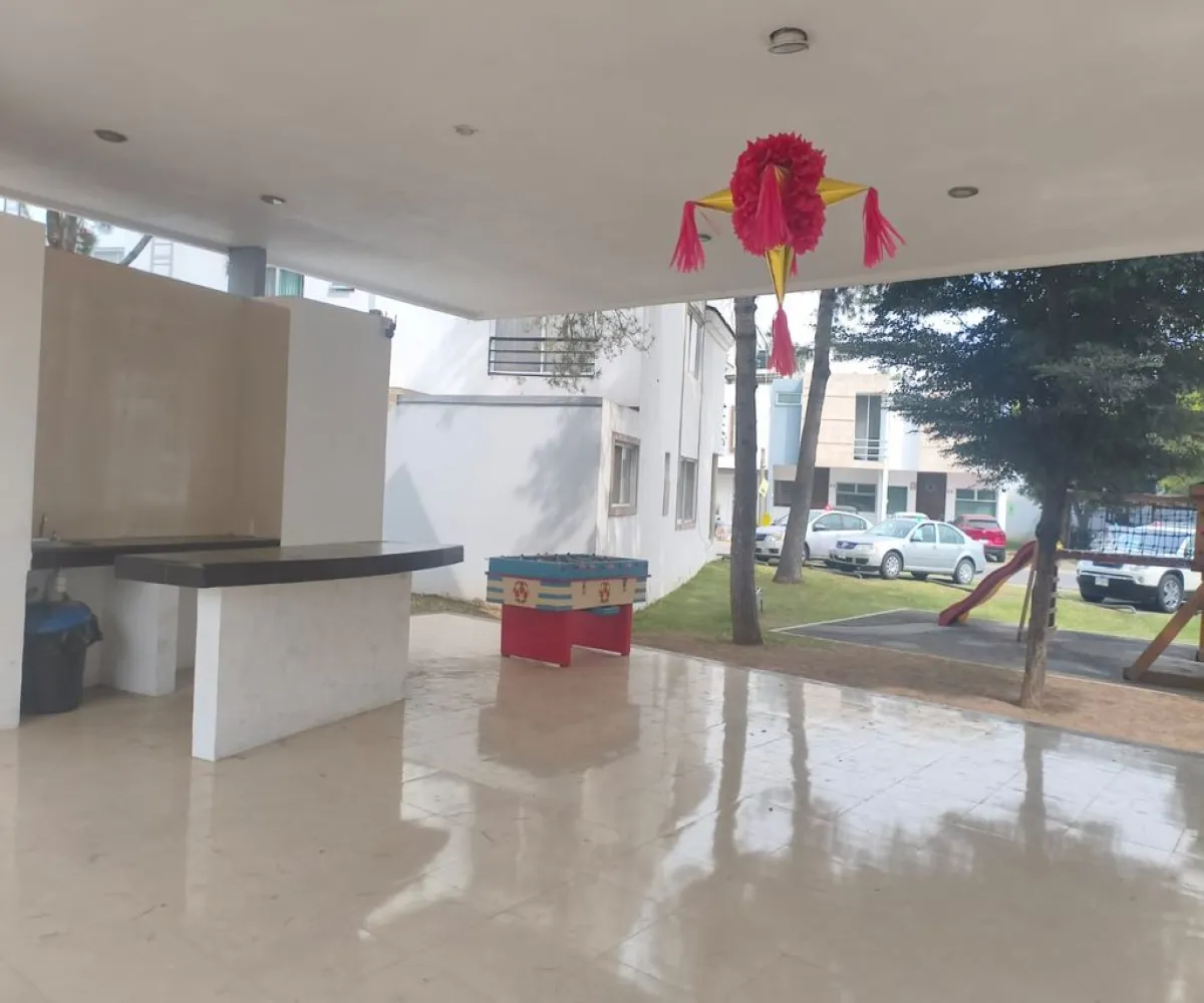 Casa En Venta,Villas de Zapopan,Avenida Valle de San Isidro 260, Zapopan, Jalisco 45133, 2 Habitaciones,3 Baños,Avenida Valle de San Isidro,2,pAKkag4