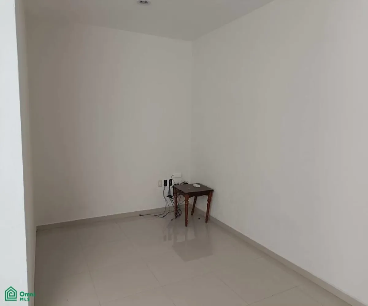 Casa En Renta,Paisajes del Tesoro,Tuxtla #1537, Tlaquepaque, Jalisco 45608, 4 Habitaciones,3 Baños,Tuxtla,3,MX251059830