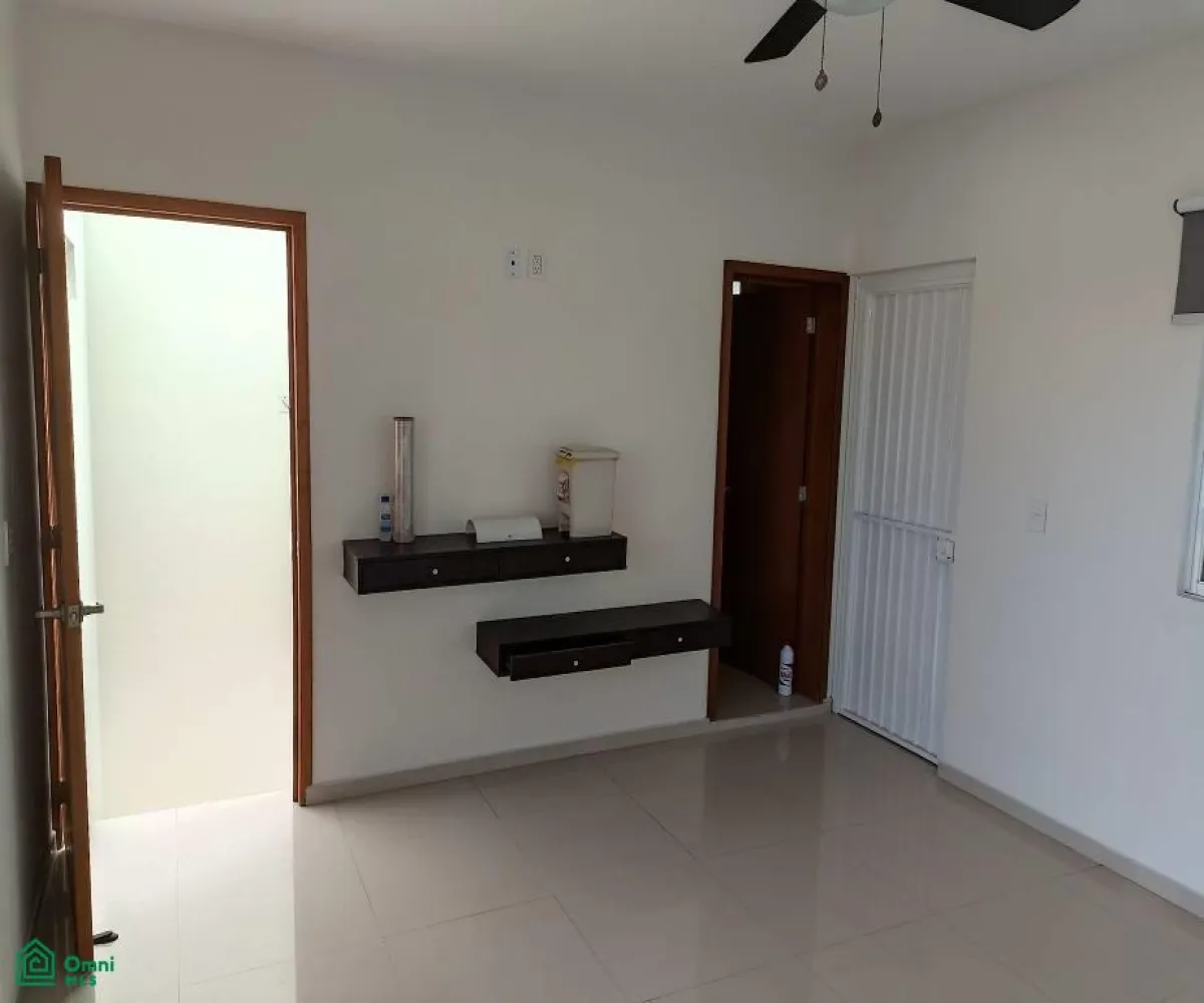 Casa En Renta,Paisajes del Tesoro,Tuxtla #1537, Tlaquepaque, Jalisco 45608, 4 Habitaciones,3 Baños,Tuxtla,3,MX251059830
