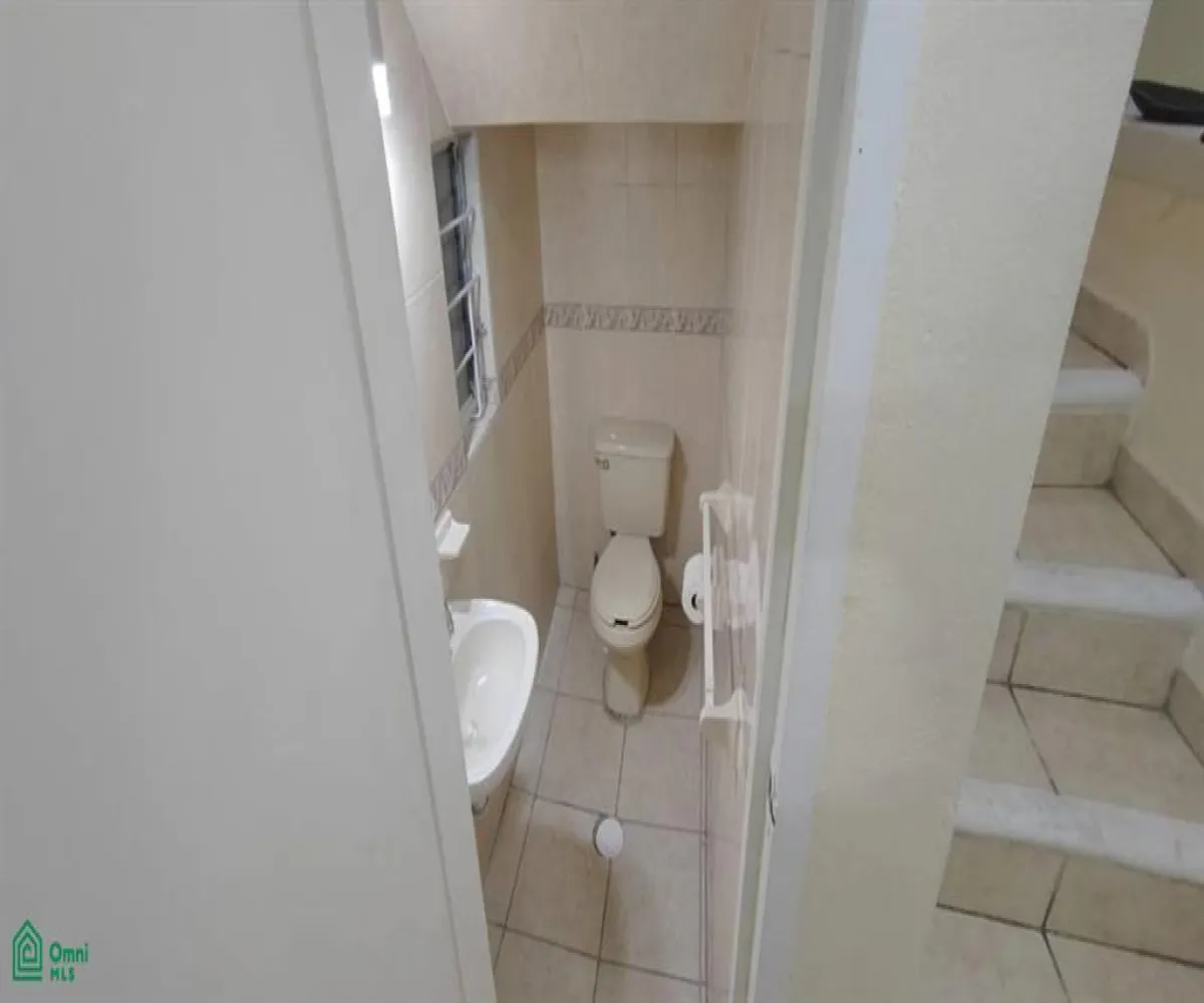 Casa En Venta,Residencial Plaza Guadalupe,Mision de San Antonio 426, Zapopan, Jalisco 45030, 3 Habitaciones,1 Baño,Mision de San Antonio,2,MX251061235