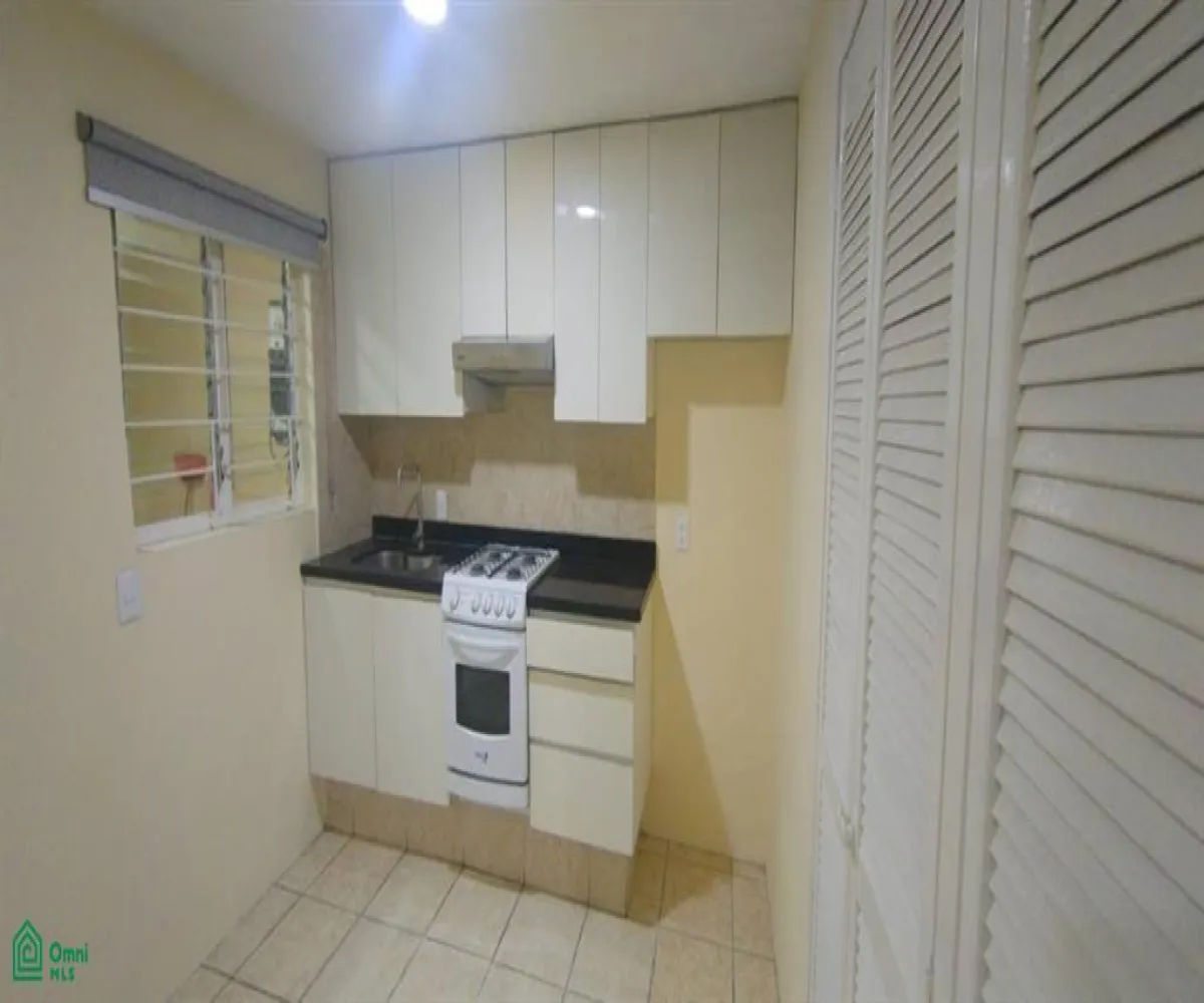 Casa En Venta,Residencial Plaza Guadalupe,Mision de San Antonio 426, Zapopan, Jalisco 45030, 3 Habitaciones,1 Baño,Mision de San Antonio,2,MX251061235