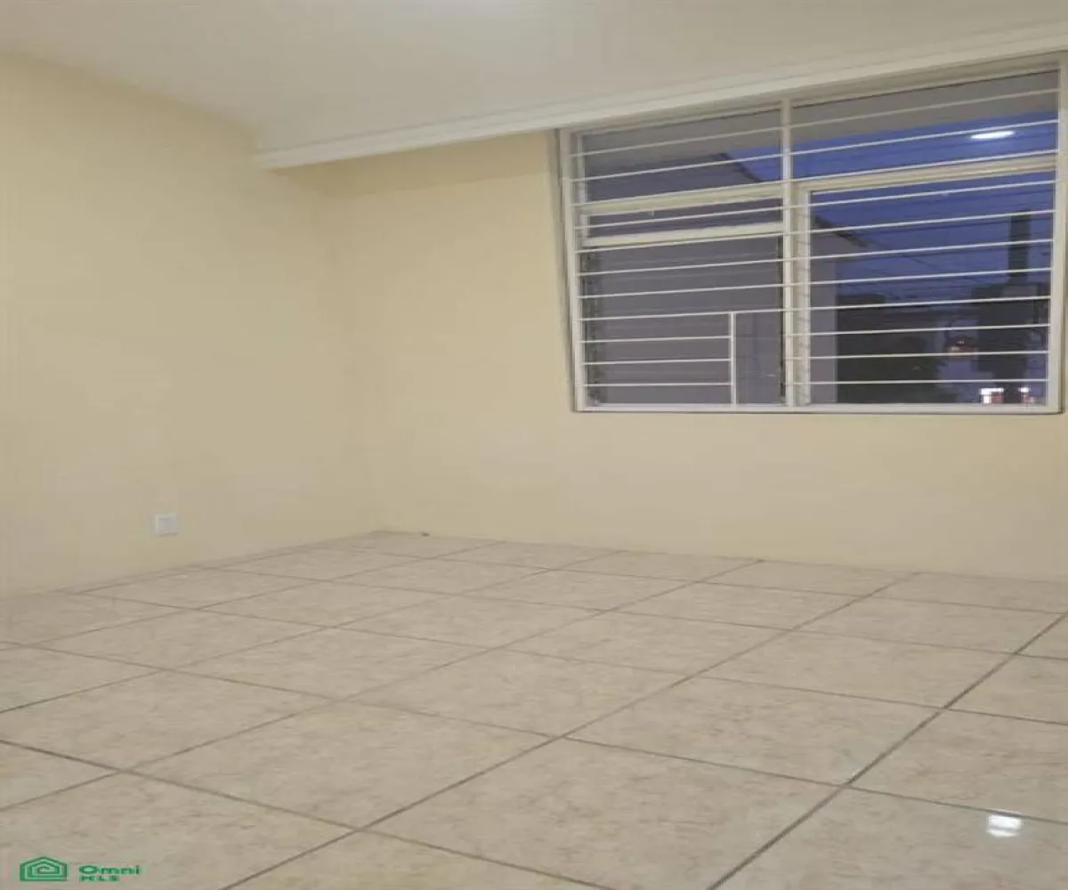 Casa En Venta,Residencial Plaza Guadalupe,Mision de San Antonio 426, Zapopan, Jalisco 45030, 3 Habitaciones,1 Baño,Mision de San Antonio,2,MX251061235