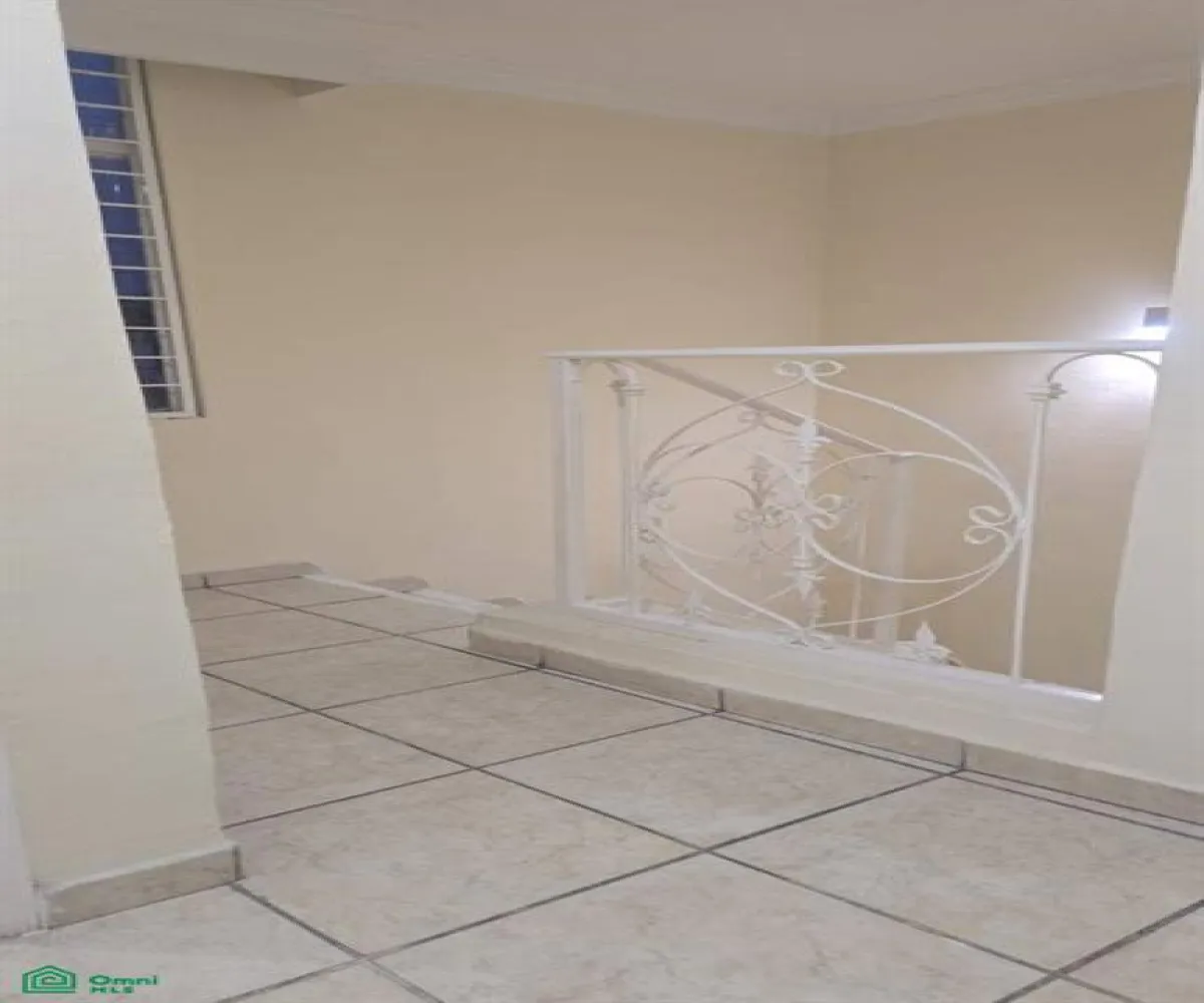 Casa En Venta,Residencial Plaza Guadalupe,Mision de San Antonio 426, Zapopan, Jalisco 45030, 3 Habitaciones,1 Baño,Mision de San Antonio,2,MX251061235