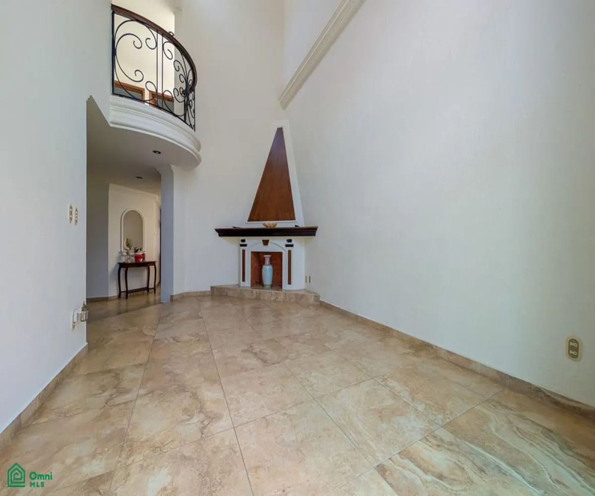 Casa En Venta,Virreyes Residencial,Paseo de Los Virreyes 706, Zapopan, Jalisco 45110, 4 Habitaciones,3 Baños,Paseo de Los Virreyes,2,MX251061499