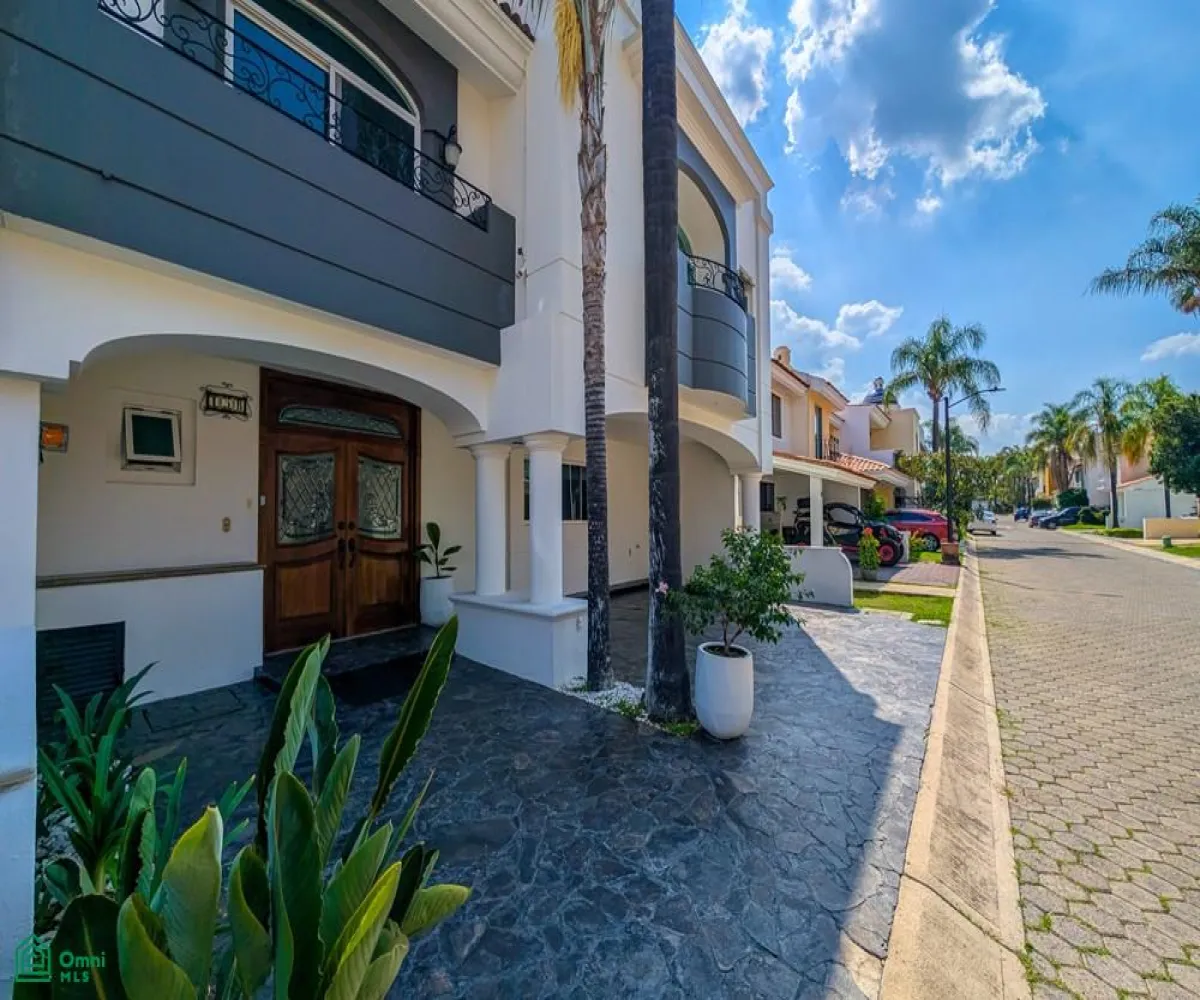 Casa En Venta,Virreyes Residencial,Paseo de Los Virreyes 706, Zapopan, Jalisco 45110, 4 Habitaciones,3 Baños,Paseo de Los Virreyes,2,MX251061499