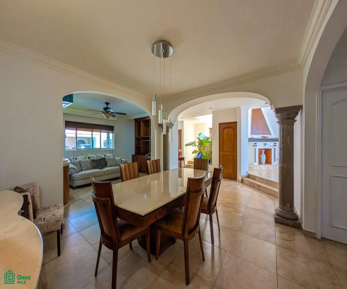 Casa En Venta,Virreyes Residencial,Paseo de Los Virreyes 706, Zapopan, Jalisco 45110, 4 Habitaciones,3 Baños,Paseo de Los Virreyes,2,MX251061499