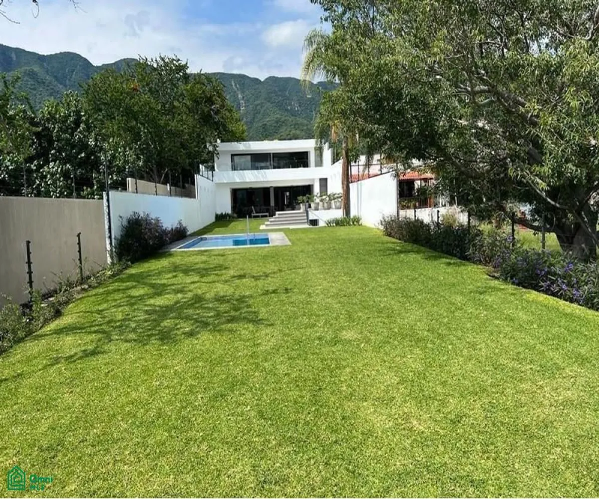 Casa En Venta,Fraccionamiento Chulavista,condominio en condominio bugambilias #Carr #k60 S/N, Chapala, Jalisco 45920, 7 Habitaciones,7 Baños,condominio en condominio bugambilias #Carr #k60,2,MX251063625