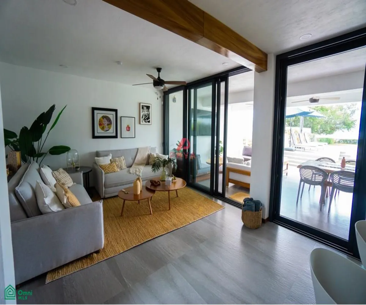 Casa En Venta,Fraccionamiento Chulavista,condominio en condominio bugambilias #Carr #k60 S/N, Chapala, Jalisco 45920, 7 Habitaciones,7 Baños,condominio en condominio bugambilias #Carr #k60,2,MX251063625